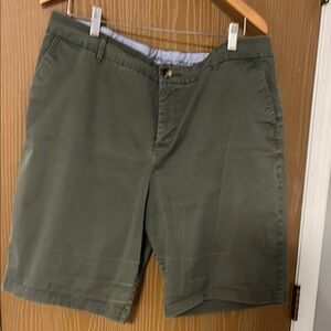 Croft & Barrow Green Flat Front Chino Shorts